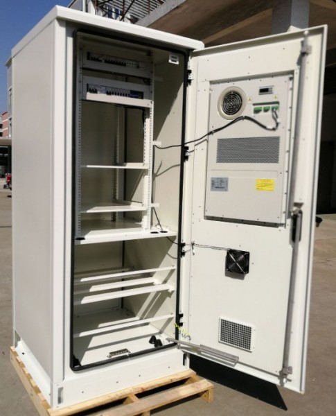 Outdoor Equipment & Power Cabinet